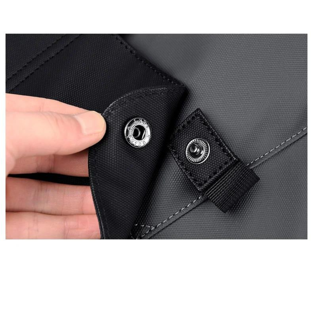 MOCHILA DEPORTIVA CON CIERRE